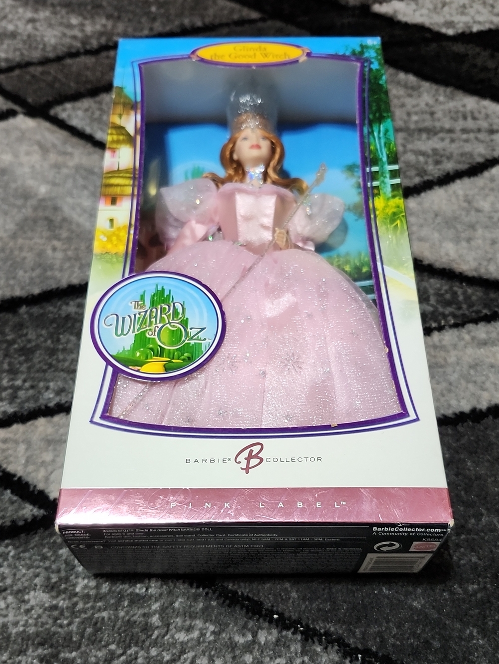 2006 MATTEL BARBIE COLLECTOR WIZARD OF OZ GLINDA THE GOOD WITCH PINK LABEL